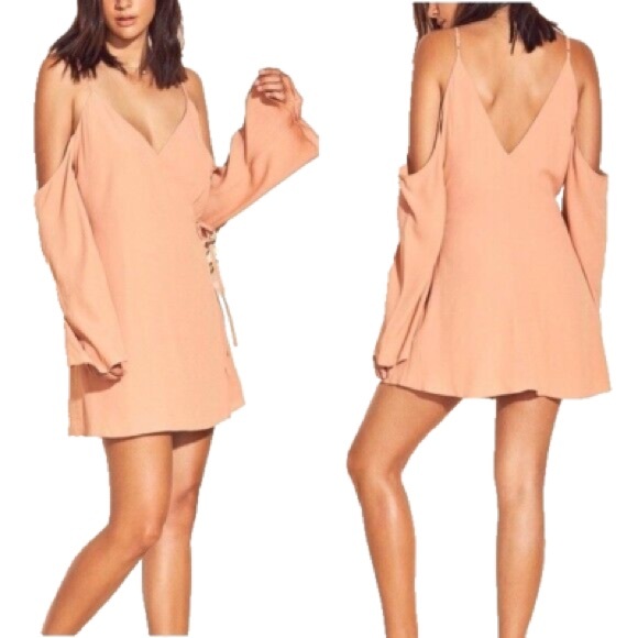 Lovers + Friends Dresses & Skirts - LOVERS + FRIENDS Love Letter Cold-Shoulder V-Neck Wrap Dress